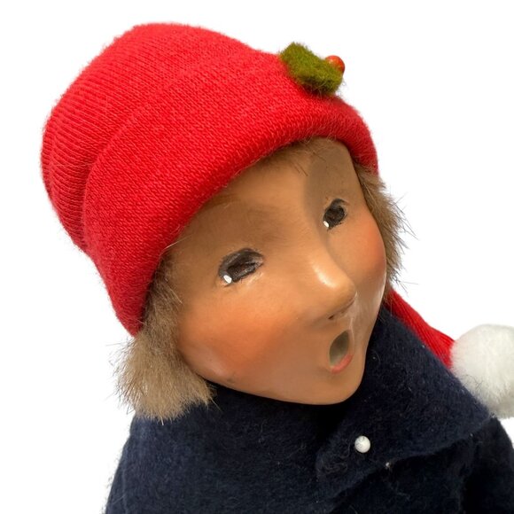 Byer's Choice Carolers Collection Man with Red Hat Christmas Figurine 2003 - Picture 10 of 12